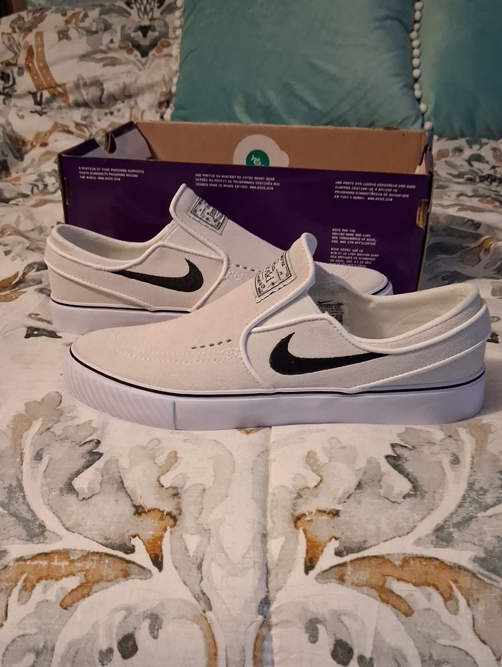 Nike Women's/Men’s Slip-On Suede Loafers - Stefan Janoski